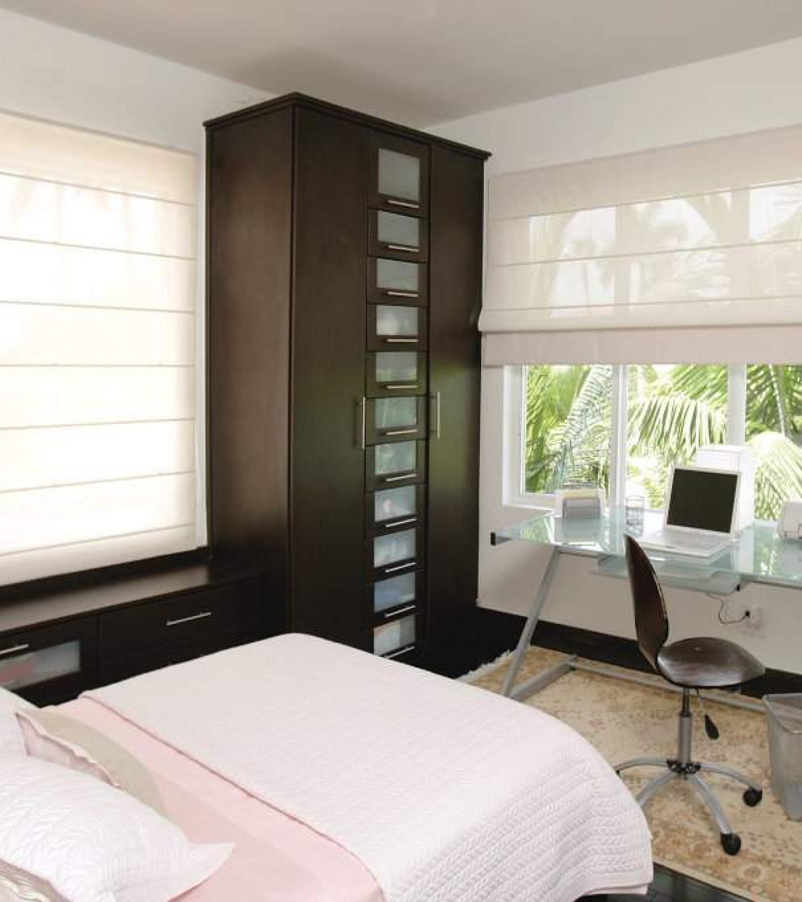 801_vertiluxromanshades003